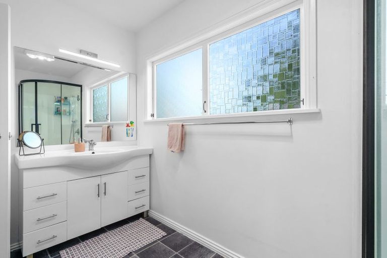 Photo of property in 1/201 Victoria Street, Cambridge, 3434