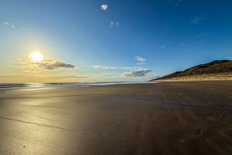 Photo of property in 1 Rope Crescent, Te Kopuru, Dargaville, 0371