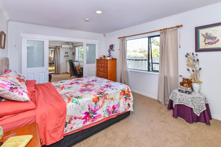 Photo of property in 31 Brylee Drive, Conifer Grove, Takanini, 2112