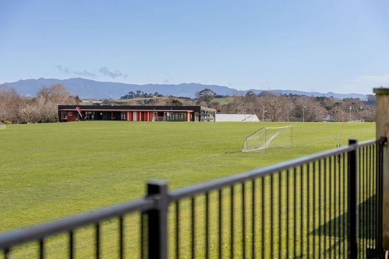 Photo of property in 30 Richardson Road, Omokoroa, 3114