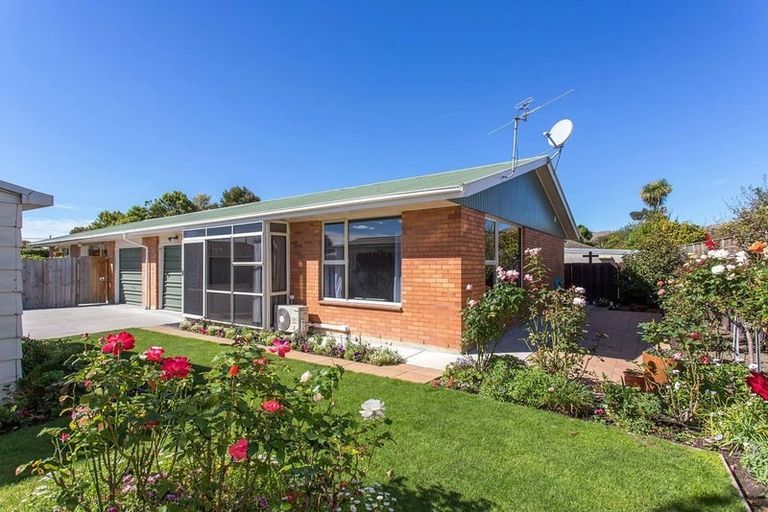 Photo of property in 8 Redbridge Lane, Sydenham, Christchurch, 8023