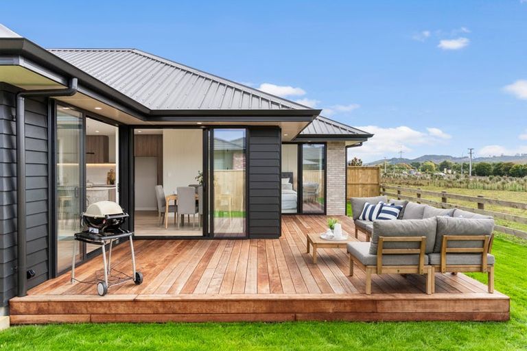 Photo of property in 4 Nau Mai Road, Clevedon, 2582