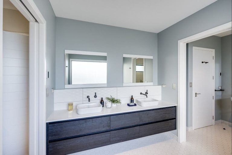 Photo of property in 24a Duart Road, Havelock North, 4130