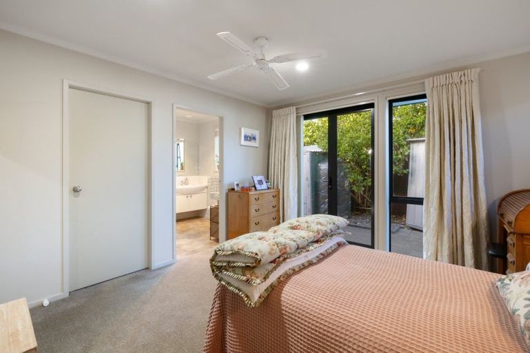 Photo of property in 5 Seabreeze Place, Papamoa Beach, Papamoa, 3118