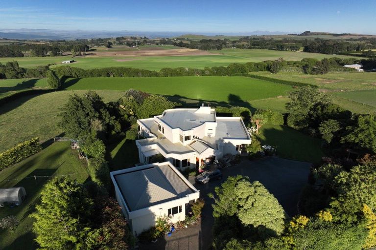 Photo of property in 174 Awamoa Road, Holmes Hill, Oamaru, 9492