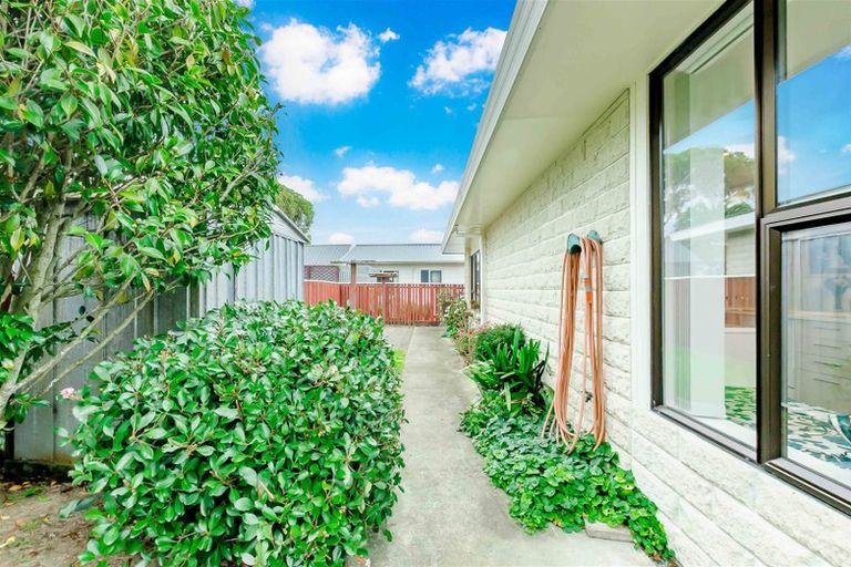 Photo of property in 78a Belvedere Avenue, Waikanae, 5036