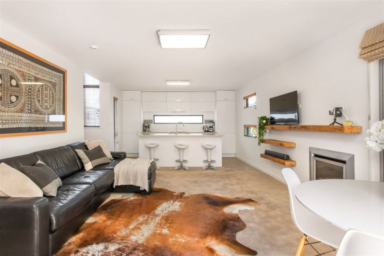 Photo of property in 1/63 Burke Street, Addington, Christchurch, 8024