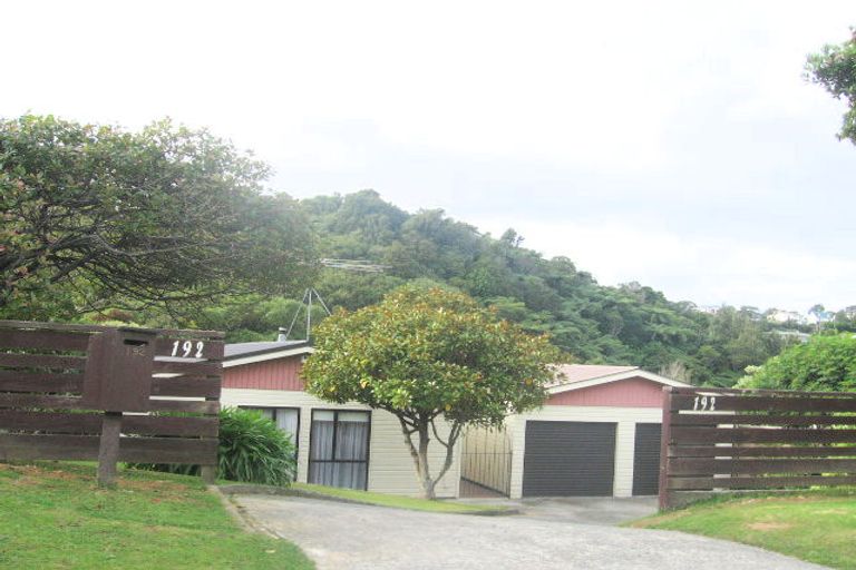 Photo of property in 192 Dowse Drive, Maungaraki, Lower Hutt, 5010