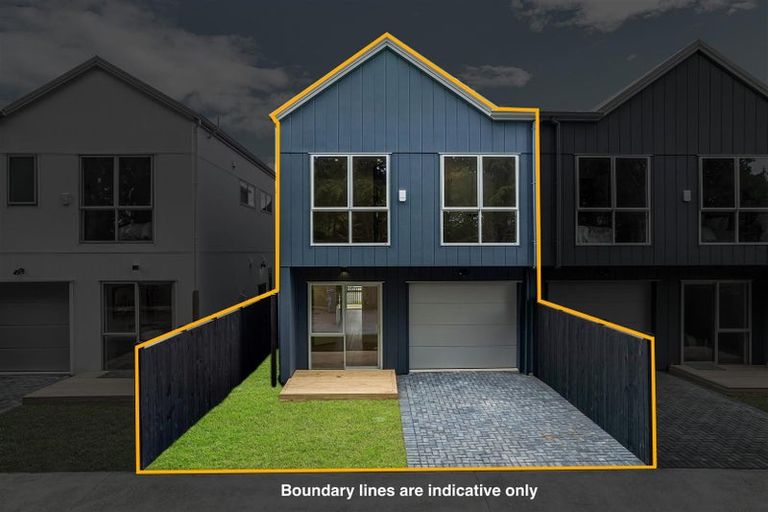 Photo of property in 23 Yellow Pear Lane, Karaka, 2578