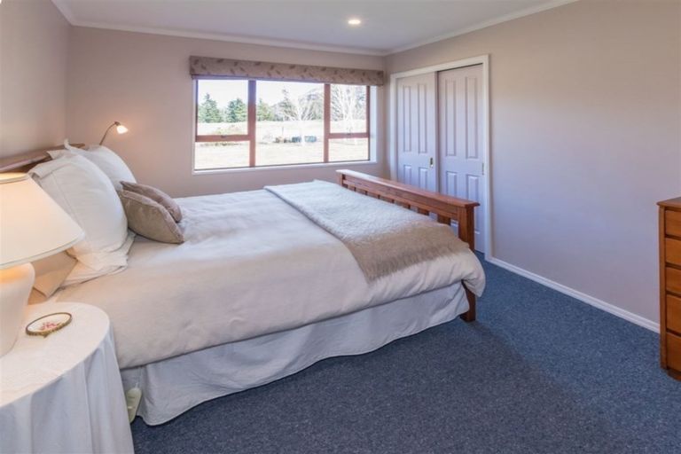 Photo of property in 18 Orchard Road, Wanaka, 9382