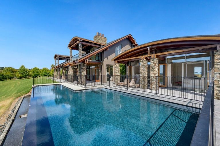 Photo of property in 42 Porterfield Road, Whitford, Howick, 2571