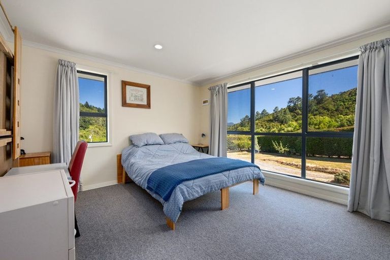 Photo of property in 127 Boons Valley Road, Waikawa, Picton, 7220
