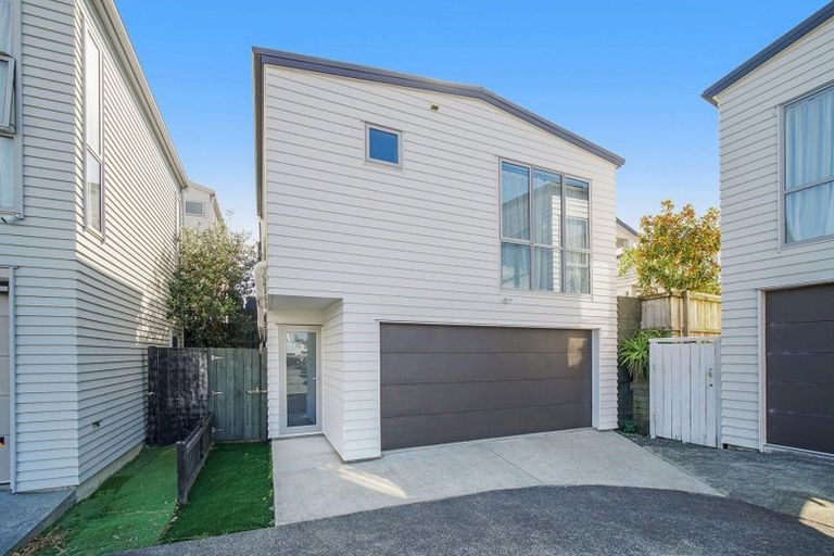 Photo of property in 13 Lockheed Street, Hobsonville, Auckland, 0618
