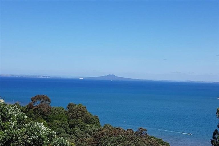 Photo of property in 747d Whangaparaoa Road, Stanmore Bay, Whangaparaoa, 0930