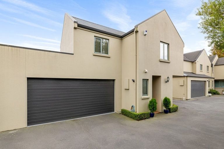 Photo of property in 3/104 Papanui Road, Merivale, Christchurch, 8014