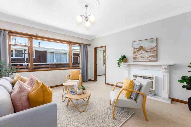 Photo of property in 28 Bauchop Road, Waterloo, Lower Hutt, 5011