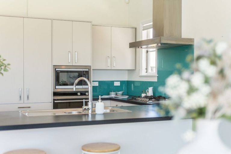 Photo of property in 20a Steyne Avenue, Plimmerton, Porirua, 5026