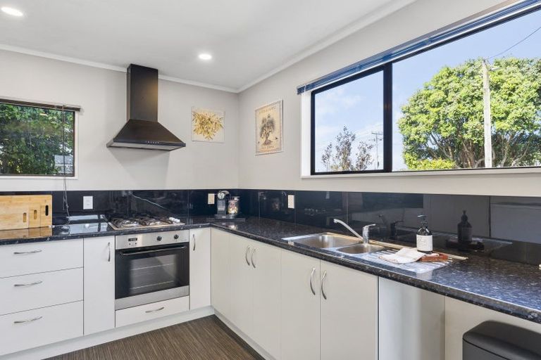 Photo of property in 16 Prince Street, Gonville, Whanganui, 4501