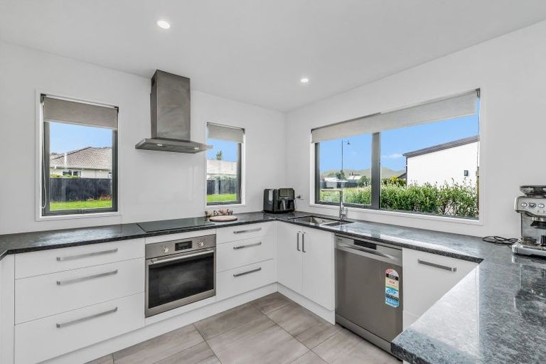 Photo of property in 13 Franco Road, Halswell, Christchurch, 8025