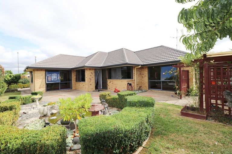 Photo of property in 24 Wentworth Drive, Rototuna North, Hamilton, 3210