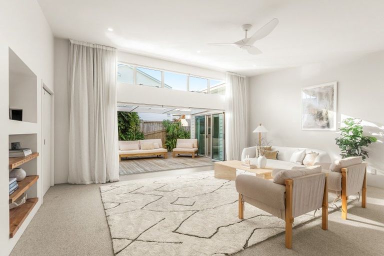 Photo of property in 16b Clyde Street, Mount Maunganui, 3116