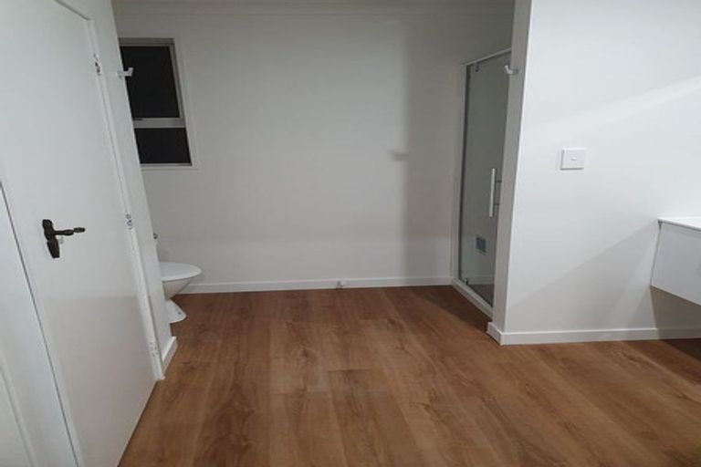 Photo of property in 39 Albert Street, Palmerston North, 4414