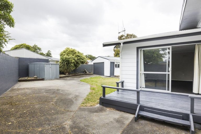 Photo of property in 22 Saturn Crescent, Milson, Palmerston North, 4414