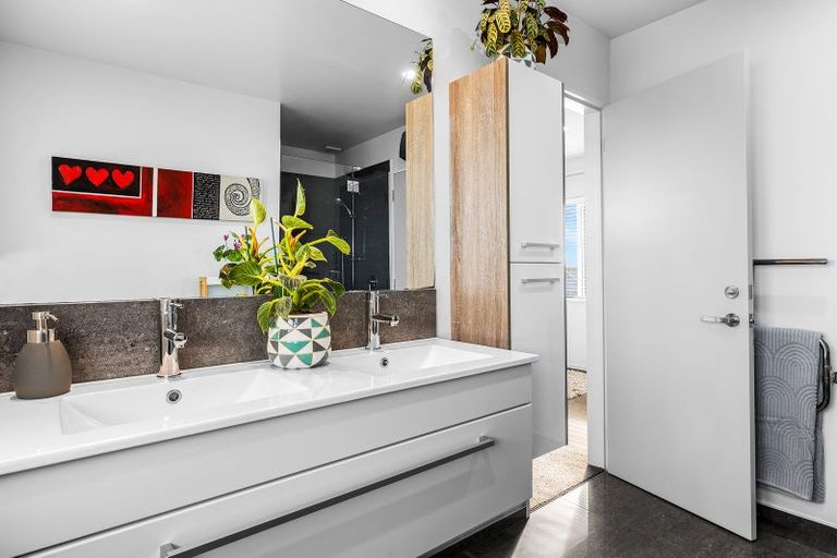 Photo of property in 10 Napier Drive, Wigram, Christchurch, 8042