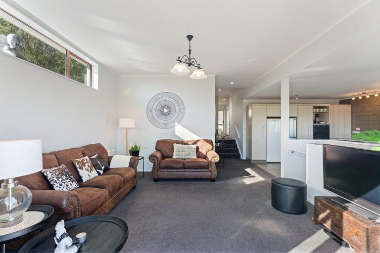 Photo of property in 103 Winara Avenue, Waikanae, 5036