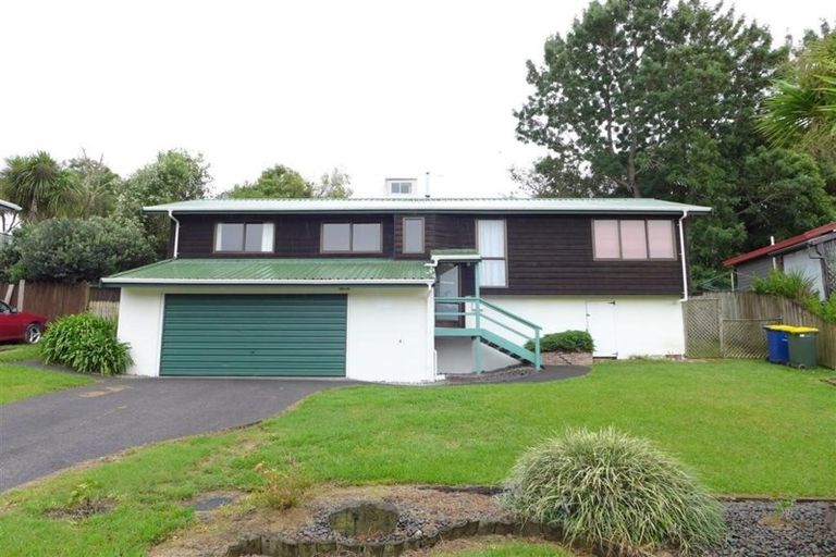 Photo of property in 8 Chardon Place, Henderson, Auckland, 0612