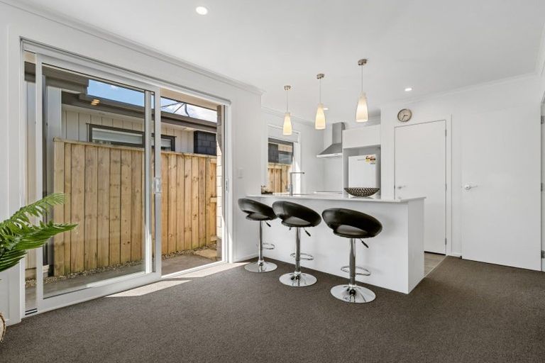 Photo of property in 24 Foley Grove, Pyes Pa, Tauranga, 3110