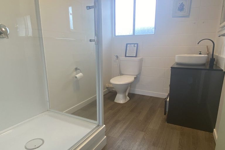 Photo of property in 2/21 Edgecumbe Street, Whitiora, Hamilton, 3200