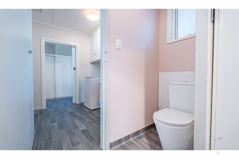 Photo of property in 38 Augustine Street, Waimate, 7924
