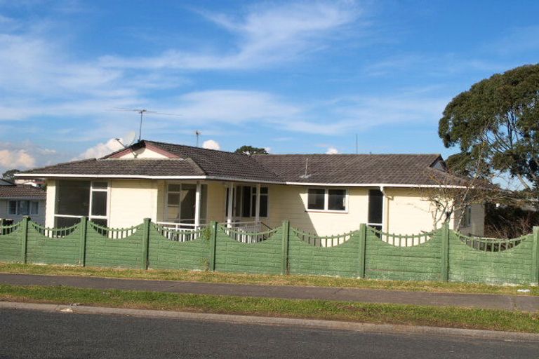 Photo of property in 43 Archboyd Avenue, Mangere East, Auckland, 2024