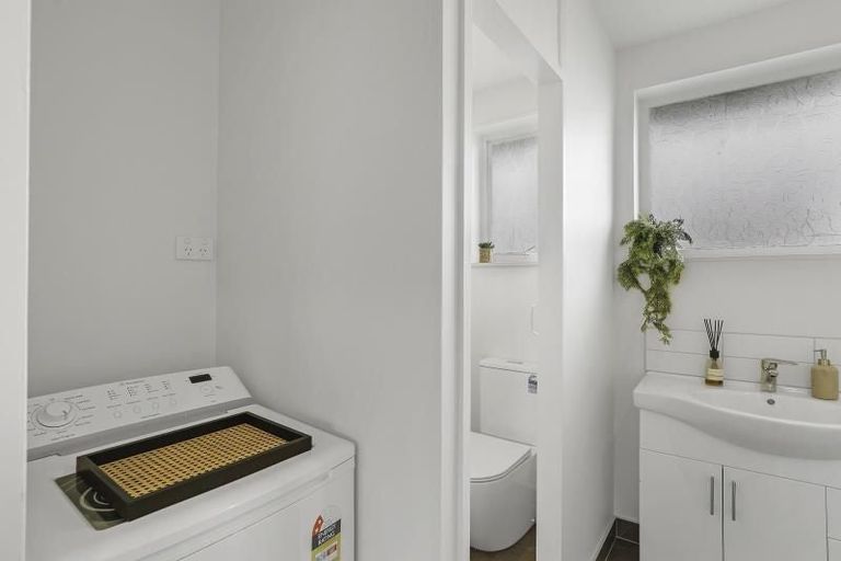 Photo of property in 1/116 Lincoln Road, Addington, Christchurch, 8024