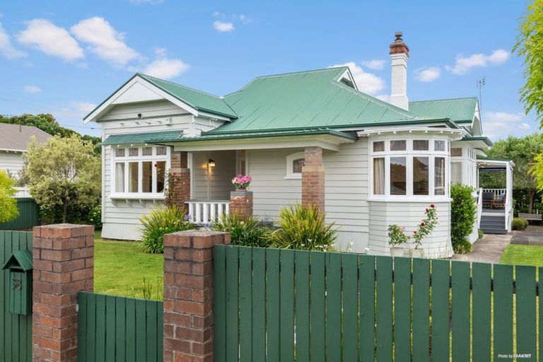 Photo of property in 38 Prospect Terrace, Pukekohe, 2120