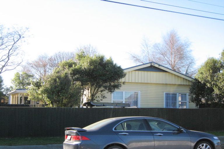 Photo of property in 2/37 Donegal Street, Belfast, Christchurch, 8051