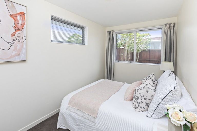 Photo of property in 1/5 Coles Place, St Albans, Christchurch, 8014