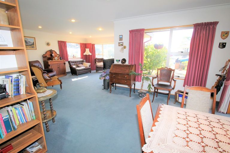 Photo of property in 39 Mure Street, Mosgiel, 9024