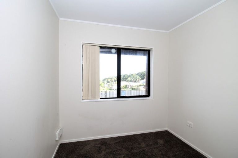 Photo of property in 99 Eugenia Rise, Totara Heights, Auckland, 2105