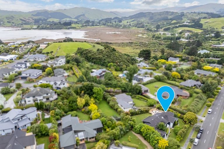 Photo of property in 77 Joseph Banks Drive, Whitby, Porirua, 5024