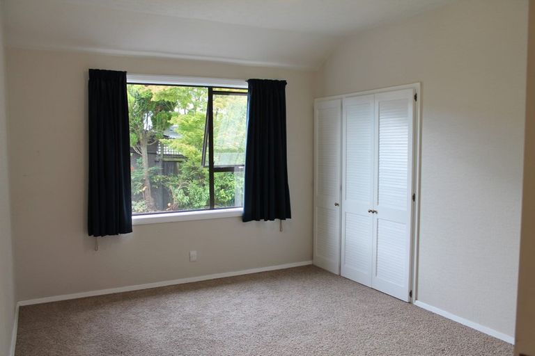 Photo of property in 28a Hamilton Avenue, Ilam, Christchurch, 8041