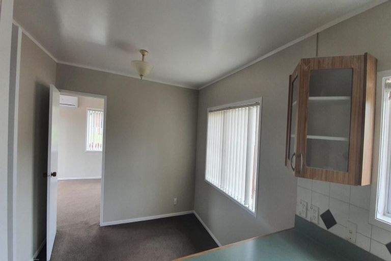 Photo of property in 1/6 Pukeko Place, Papatoetoe, Auckland, 2025