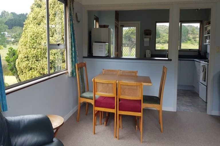 Photo of property in 12 Omutu Street, Oakura, Hikurangi, 0184