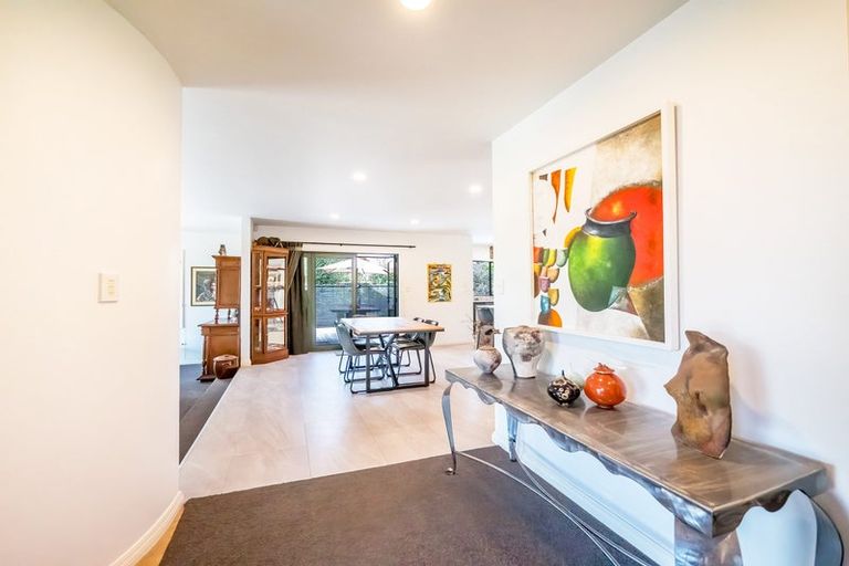 Photo of property in 28 Skudders Beach Road, Kerikeri, 0294