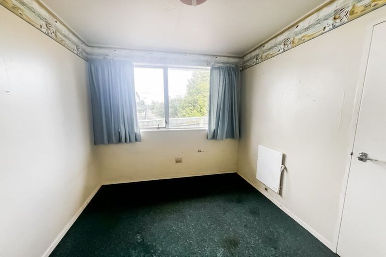 Photo of property in 48 Rhodes Drive, Kelvin Grove, Palmerston North, 4414