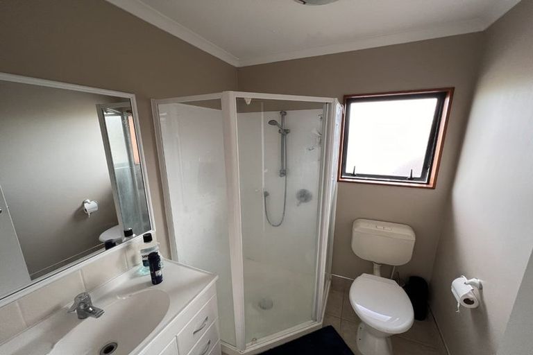 Photo of property in 31 Greenview Lane, Red Beach, 0932