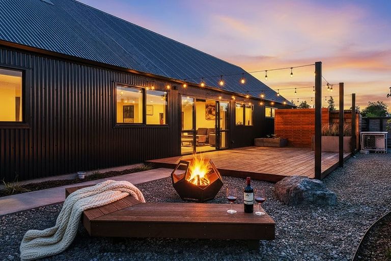 Photo of property in 16 Glen Oak Drive, Kirwee, Darfield, 7571