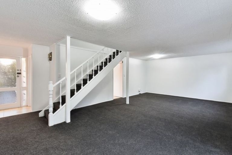 Photo of property in 5/108 Station Road, Papatoetoe, Auckland, 2025