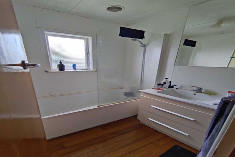 Photo of property in 260 Frankley Road, Ferndale, New Plymouth, 4310